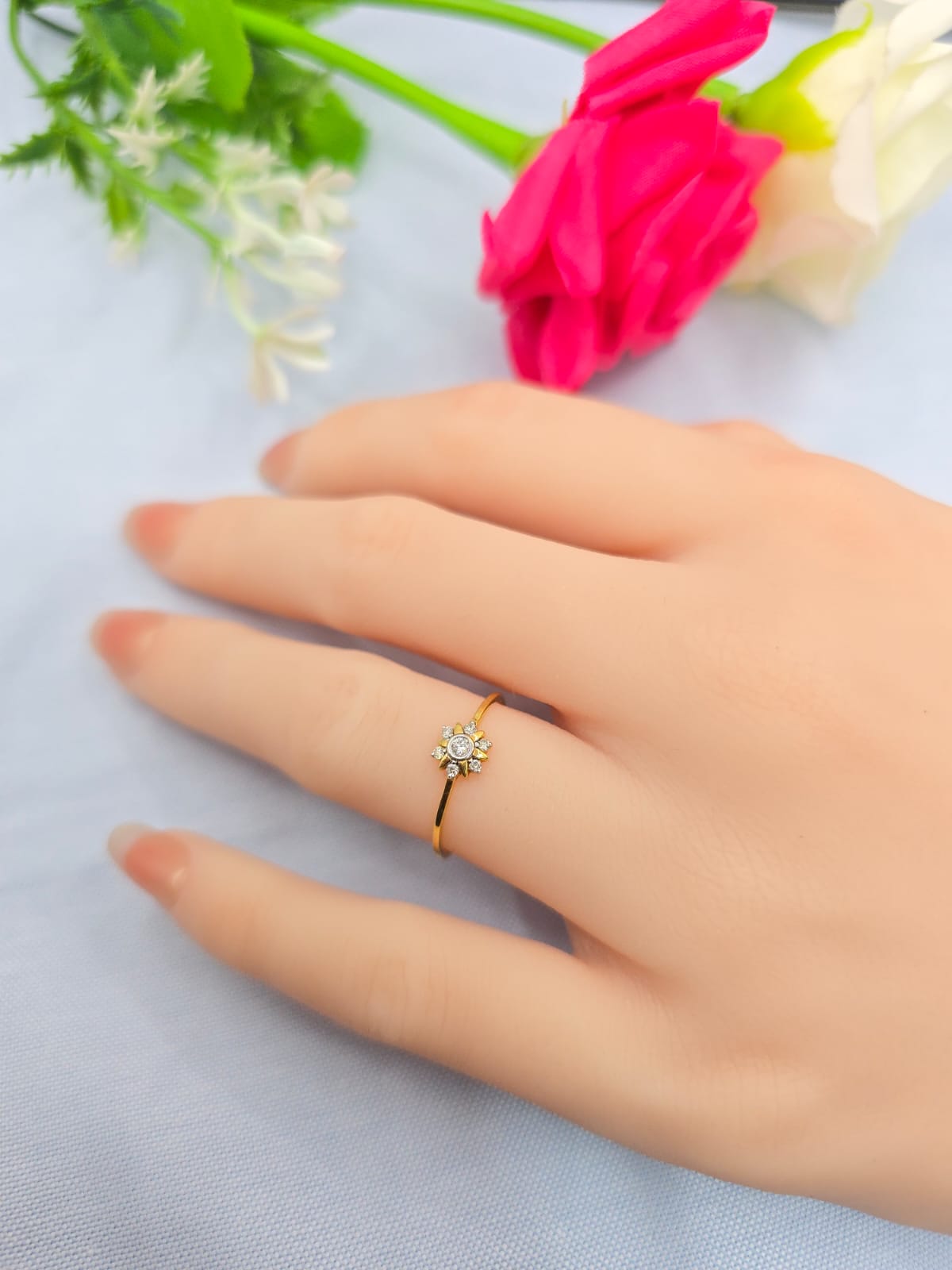 DIAMOND RING