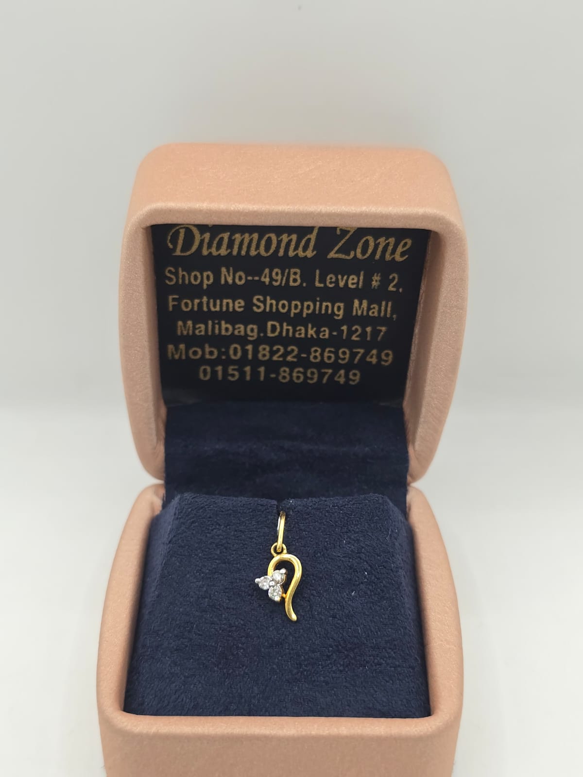 DIAMOND LOCKET