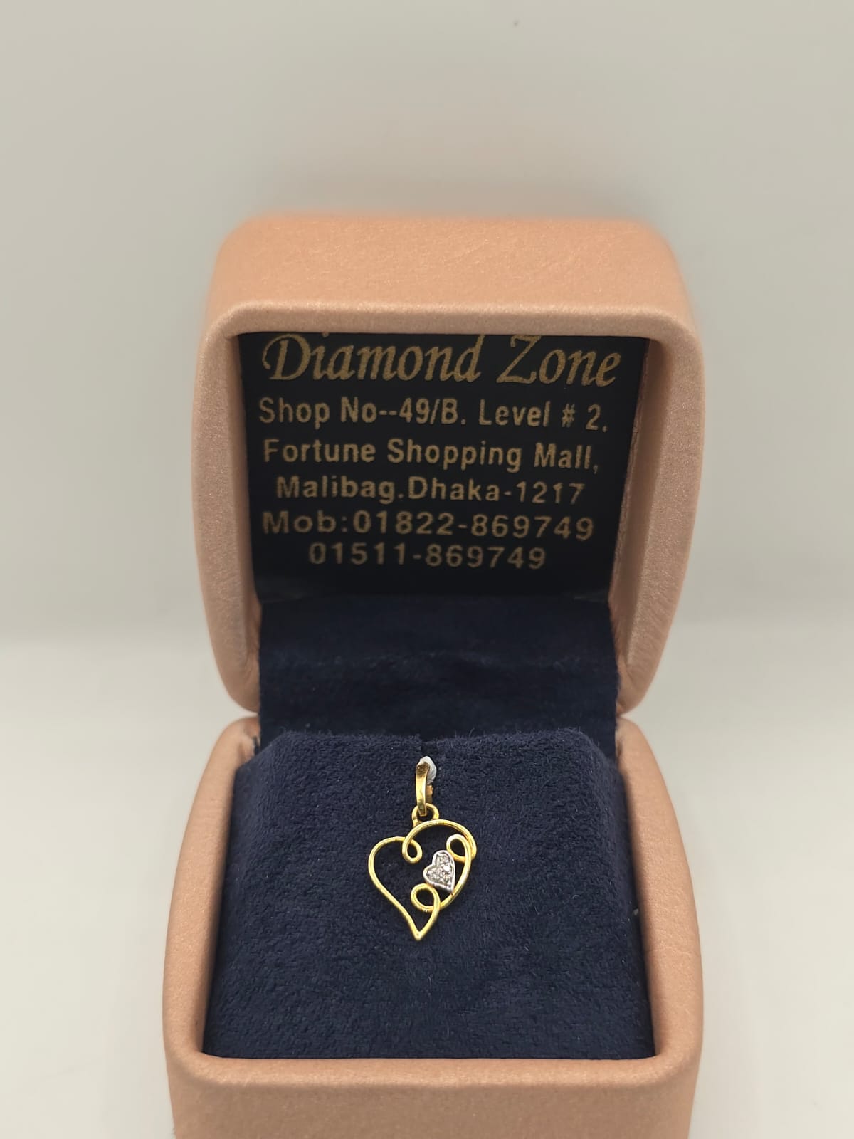 DIAMOND LOCKET