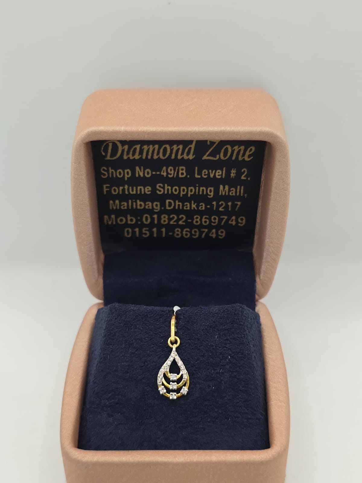 DIAMOND LOCKET