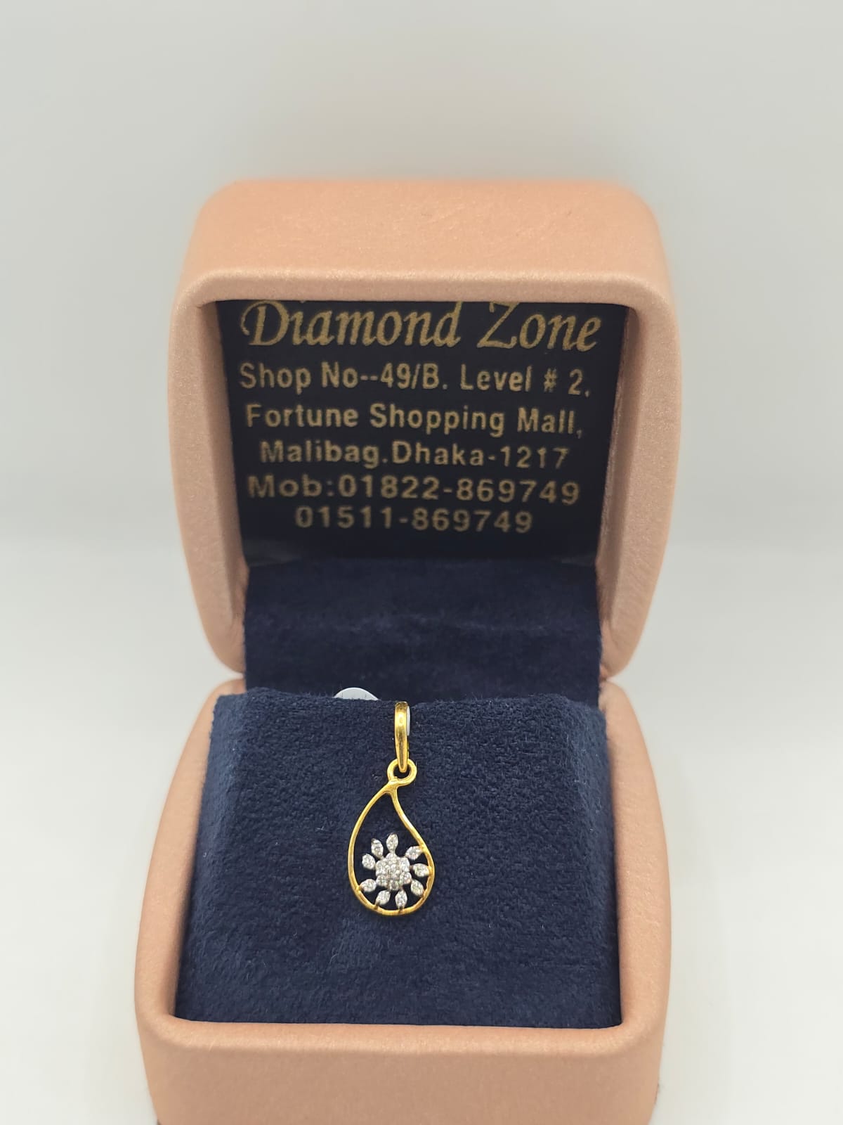 DIAMOND LOCKET
