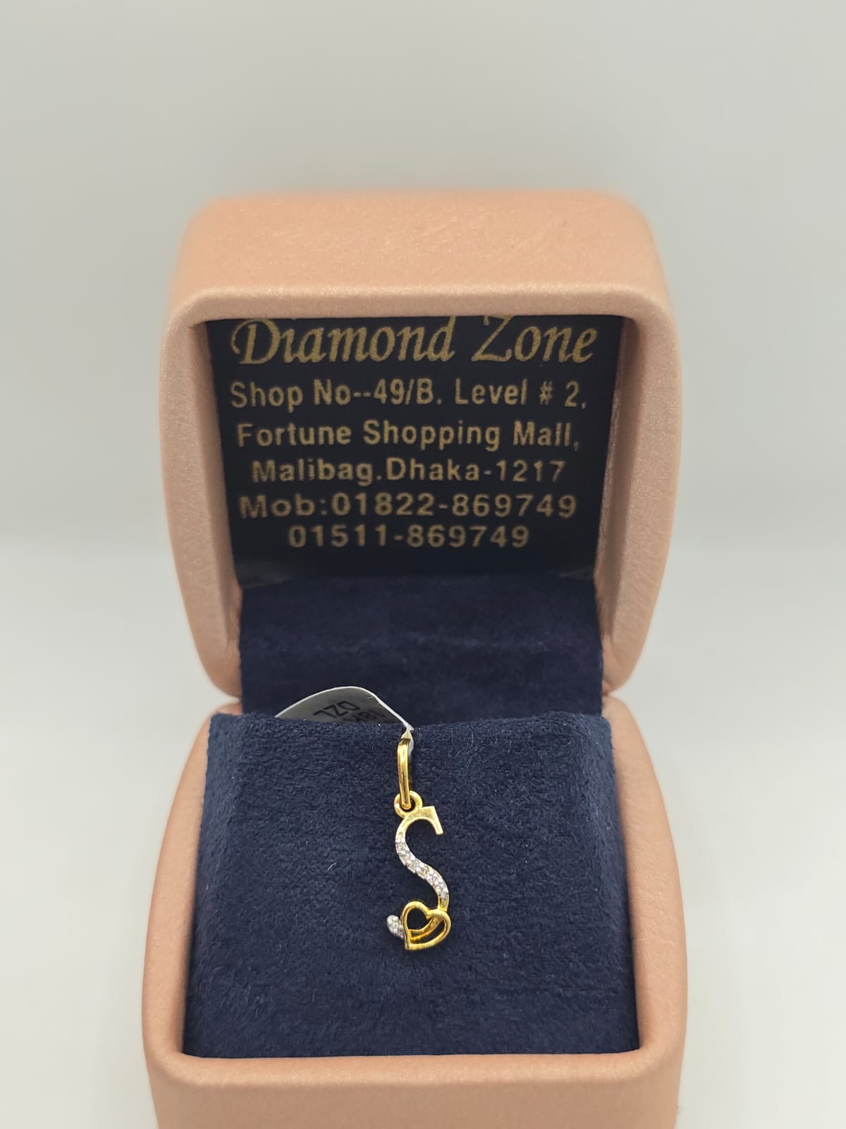 DIAMOND LOCKET