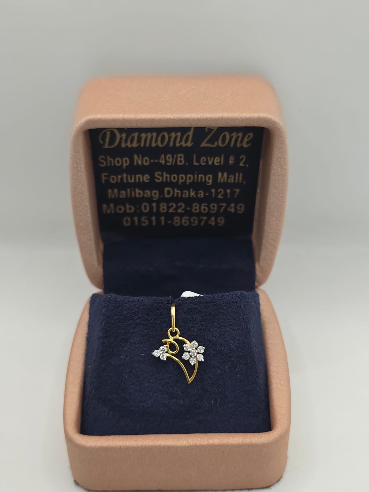 DIAMOND LOCKET