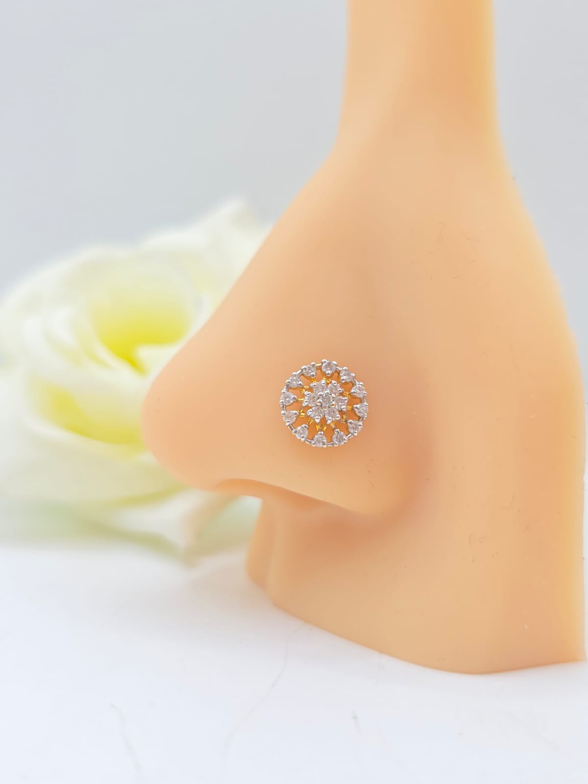 DIAMOND NOSEPIN